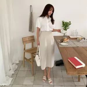 [신세계라이브쇼핑][옷자락] 여자 뒷밴딩 허리 다트 포인트 에이라인 트임 롱스커트