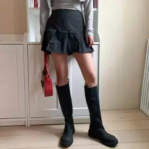 [신세계라이브쇼핑][옷자락] 여자 허리밴딩 하프 플리츠 A라인 미니스커트