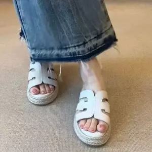 천진반 여친 원피스 빈티지 데일리룩 민소매 키높이 조루스 일자 통굽 웨지 슬리퍼 밀짚업 송편 슈즈 아웃