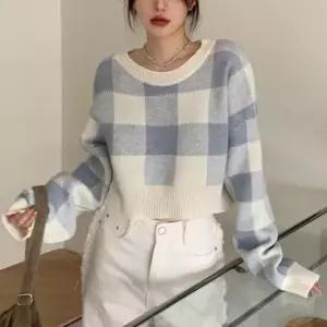 [라일리여성의류] Rly 오피스룩 기본핏 코디 라운드니트 티 루즈핏 정장