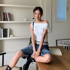 [신세계라이브쇼핑][옷자락] 여자 런발 오프숄더 셔링 민소매 티셔츠