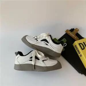 엘럽 여성 화이트 가을 슈즈 슬립온 스니커즈 캔버스화 박템3