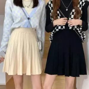 [SBD] 캐주얼 니트 미니 A라인 스커트 허리밴딩 주름 플리츠