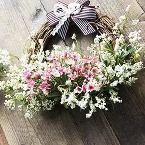 조화장식 벽에 걸어 포인트를 줄수있는 안개꽃 미스트 리스