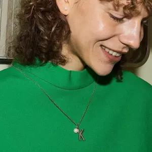 [로아주]Remember Initial necklace_White