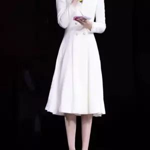 돌잔치 드레스 아나운서 진행자 예복 이브닝 파티 2부 피로연