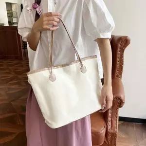 일상템 데일리룩 큰 용량 데일리 대용량 숄더백