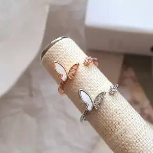 |CCA8637|여성용 일상 나비 진주 큐빅 오픈링 프리사이즈 반지