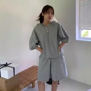 [옷자락]여자 절개 후드 반팔 밴딩 반바지 세트