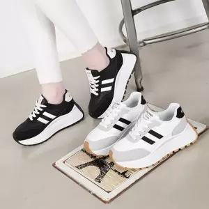 |CCS7F3C|여성 사계절 일상용 통굽 인조가죽 키높이 운동화