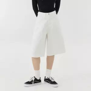 [진마니아]여자 버튼 포인트 사이드 절개 와이드 6부 7부 버뮤다 데님 팬츠 (화이트)