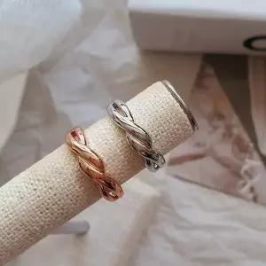 [신세계라이브쇼핑][옷자락] 여자 모던 트렌디 꼬임 데일리룩 반지