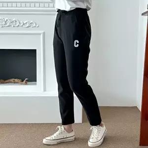 C로고 포인트 트레이닝 허리밴딩 배기핏 팬츠 (HSJ-WF8CDBC)