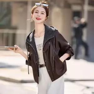 세군다 여자 야구 점퍼 잠바 페이크 투피스 가죽 코트 가을 후드 숏 DOS3