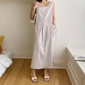 [옷자락]여자 라운드넥 스트링 셔링 포켓 민소매 롱원피스