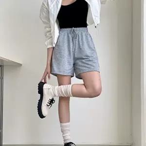 [옷자락]여자 4부 무채색 와이드핏 밴딩 데일리 츄리닝 반바지