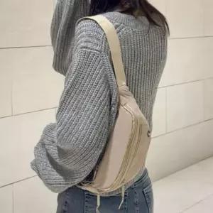 아웃도어 미니 힙색 캐주얼 패션 실용적