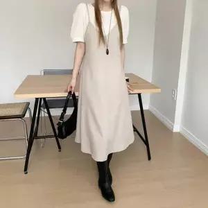 [옷자락]여자 퍼프 소매 뷔스티에 미디 원피스 블라우스 세트