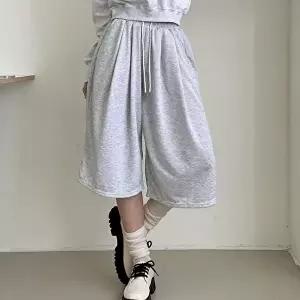 [신상오픈런]|CSP9673|여성 와이드 7부 반바지 투턱 밴딩 끈 버뮤다팬츠 봄용