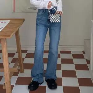 [다잇템] 여자 컨템포러리 데일리 워싱 나팔 데님