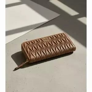 MUST IT_ 마테라쎄 나파 가죽 라지 장지갑 5ML506 AFPP F098L