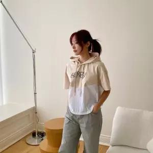 [옷자락]여자 라운드넥 헤르시 프린팅 밑단 스토퍼 바스락 후드 반팔티