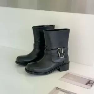 인기상품 겨울 여성화 통굽 워커 신상 로우힐 힐 발목 봄신발 [WFKV9Y1_260414]