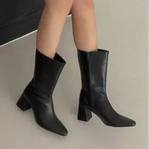 인기상품 워커부츠 여성구두 부티 봄신발 힐 로우힐 발목부츠 [WFKVEVN_260414]