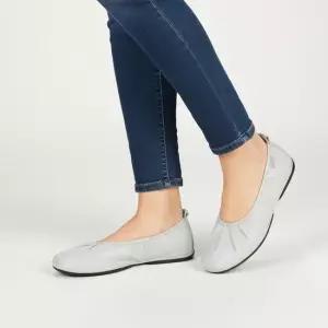 여성 라이트 니나 플랫슈즈 그레이 K201704-003)