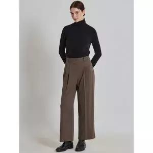 [르오트]데일리 핀턱 와이드 팬츠 택가격 198000원 _P415631558