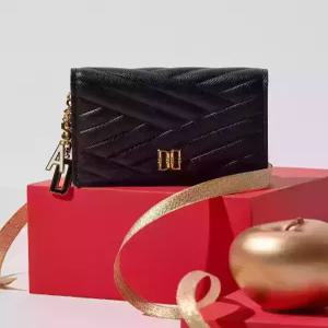 닥스 ACC 시즌스위치선물포장쇼핑백동봉CARLISLE블랙 칼라일 엠보 골드DD 카드지갑 DCWA5E218