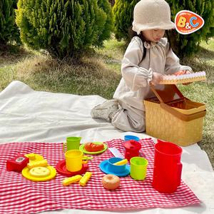 아빠 엄마랑 함께 라탄 바구니 피크닉 세트