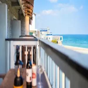 [강원/고성] 고성 아라엔마루 펜션 (주차장/바다(바로앞)/짐보관가능/포레스트뷰(산)/해수욕장/오션뷰/가족/커플/바베큐장/개별바베큐/단체/일출/일몰)