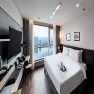 호텔 리버사이드(Hotel Riverside)