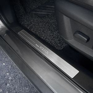 2023 QM6 메탈 도어스텝 몰딩 발판 악세사리 튜닝 르노 이니셜파리 콜레오스