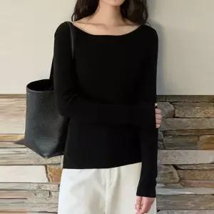 [핑크엘리제]라운드넥 여리핏 오프숄더 리조네린니트