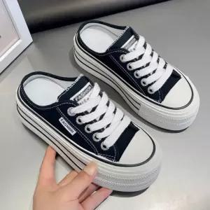 여성 캐주얼 슈즈 베이직 디자인 통굽뮬 운동화슬리퍼