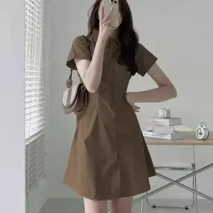 여성 단추 디자인 슬림 카라 반팔 짧은 미니 원피스 (HSJ-WFI856X)