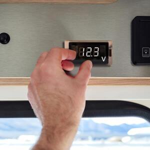 DC 12-24V 볼트 전압 테스터 방수 디지털 자동차 차량용 호환 바이크 오토바이 게이지 패널 미터 RV 보트