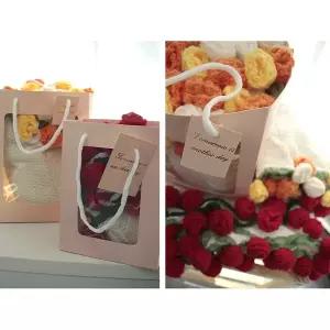 센스있는 꽃다발 완제품 집들이 담요 선물 무릎 장미 로즈 뜨게꽃