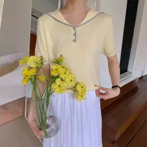 나나 반오픈 모임 데이트 봄 간절기 버튼포인트 울혼방 반팔 세일러카라 니트 40대 여자