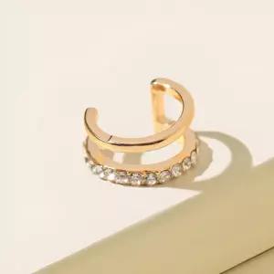 더블 링 큐빅 귀걸이 이중링 구조 이어커프 노피어싱