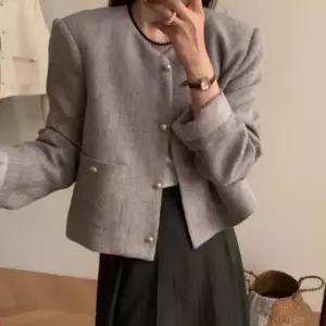 [옷자락]여성 라운드넥 숏길이 어깨패드 트위드 재킷