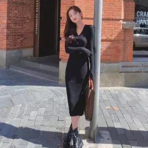 여성치마 여성 단추 슬림핏 니트 롱 원피스 긴팔 골지롱원피스