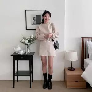 여자 라운드넥 절개 블라우스 A라인 스커트 세트