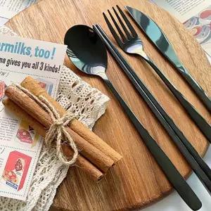 (홈앤비전) 3컬러 모던 커트러리 디너 양식기 세트 svU6+3uLM