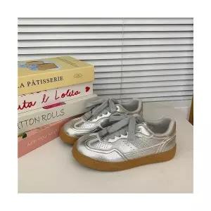 여자 망사 여름 신발 배기 스니커즈 캔버스화 운동화 와일드 스트리트 원파 슈즈 러블리 미니백 다올2