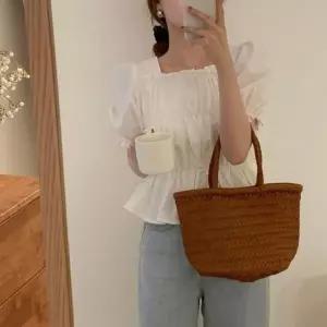 여름블라우스 블라우스 여성 여름 페미닌 크롭 퍼프블라우스 퍼프 3컬러 스퀘어넥 셔링 러블리룩