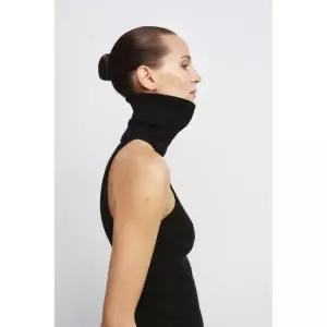 zara 자라 하이넥 슬리브리스 탑 - 블랙 134263