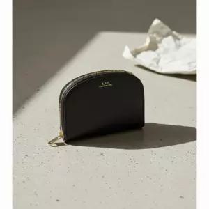 MUST IT_아페쎄 하프문 코인 월렛 PXAWV F63219 LZZ 동전지갑 여성 카드지갑